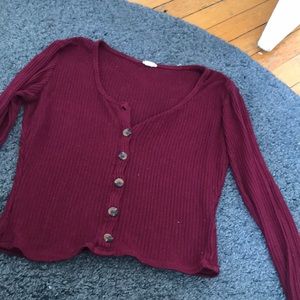 Button up top only one button opens